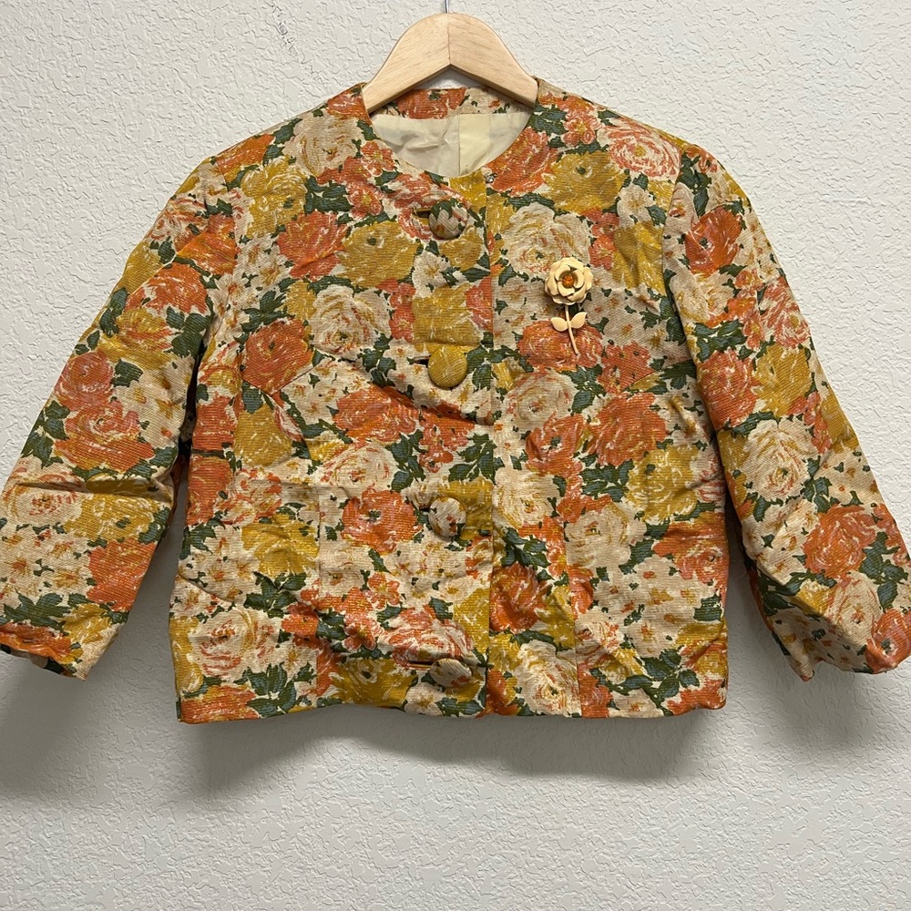 *Vintage 1960s Floral Lady Jacket Orange Yellow Green Taffeta Metallic